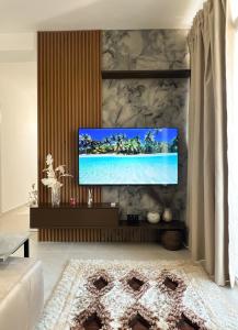 TV a/nebo společenská místnost v ubytování Sea View Apartments