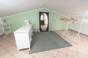 Fotografia z galérie ubytovania ULIVI - Comodità e tranquillità con Patio e Parcheggio v destinácii Imperia