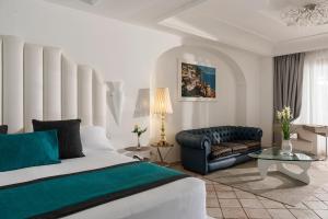 Posezení v ubytování Hotel Eden Roc
