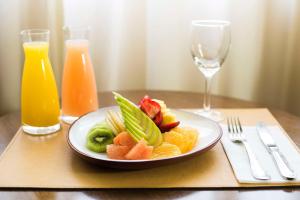 Comida no hotel ou em algum lugar perto