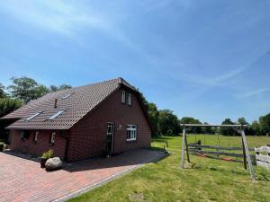 Φωτογραφία από το άλμπουμ του Uhlenhoff Boyken σε Bokellerostermoor