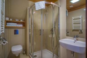 Koupelna v ubytování Hotel Zbójnicówka