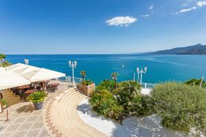 a view of the ocean from a resort at Hotel Kalura in Cefalù