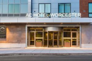 Фасад або вхід у AC Hotel by Marriott Worcester