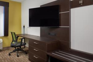 Imagine din galeria proprietății Holiday Inn Express - Lockport by IHG în Lockport