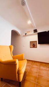 Televisyen dan/atau pusat hiburan di Casa Alentejana - Casa Olival