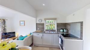 Η κουζίνα ή μικρή κουζίνα στο A17 Placerville, Riviere Towans