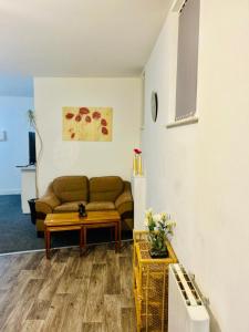 Posezení v ubytování Studio Flat In Doncaster