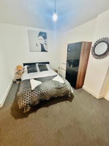 Postel nebo postele na pokoji v ubytování Studio Flat In Doncaster