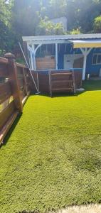 Zahrada ubytování les gîtes de la belle fleur bungalow TULIPE
