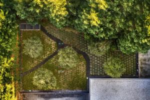 A garden outside AC Hotel Atocha by Marriott