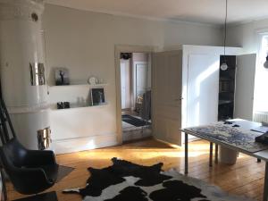 Χώρος καθιστικού στο Sekelskiftesvillan