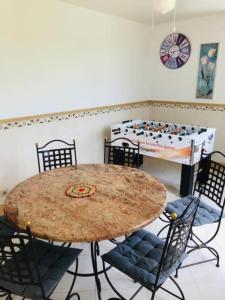 Gallery image of Villa 320m2 a 1h30 de Paris in Montcresson