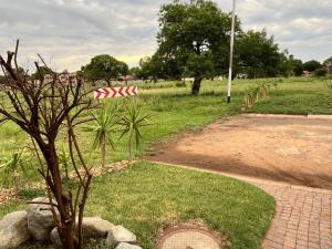 Kiewiets Creek Guesthouse外面的花园