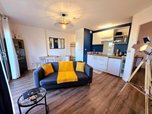 Kuchnia lub aneks kuchenny w obiekcie Appartement Résidentiel avec parking/Proche Centre