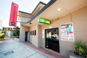 Gallery image of Villawood Hotel in Villawood
