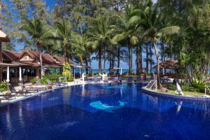 The swimming pool at or close to Best Western Premier Bangtao Beach Resort & Spa