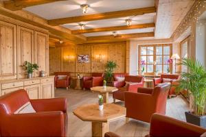 Posezení v ubytování Todnauerberg Hotel im Schwarzwald