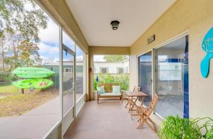 Weeki Wachee River Home on Main River by Park! 야외 정원