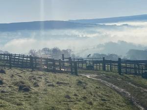 Gallery image of Pretty Wood Cottage in Eyam