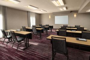 Ärikülastajate ala ja/või konverentsiruum majutusasutuses Courtyard by Marriott Phoenix Mesa