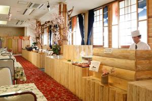 Veitingastaður eða matsölustaður á Hinotani Onsen Misugi Resort