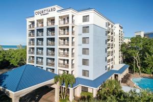 Bassein majutusasutuses Courtyard by Marriott Cocoa Beach Cape Canaveral või selle lähedal