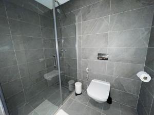 Un baño de Charmant studio avec vue sur mer