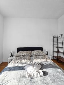 Voodi või voodid majutusasutuse 3Bedrooms for 6 toas
