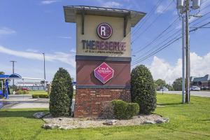 JenksLanding at The Reserve at Elm - 2 Bedrooms in Jenks的相册照片