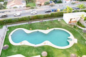 Bazén v ubytování WintowinRentals Perfect location and Sea view nebo v jeho okolí