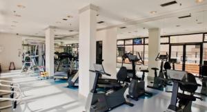Γυμναστήριο ή/και όργανα γυμναστικής στο Quarto triplo em Congonhas