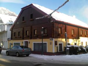 Budova, v ktorej sa apartmán nachádza