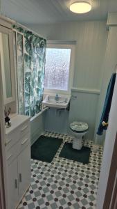 Un baño de Single Room Excellent Central Location in Derby