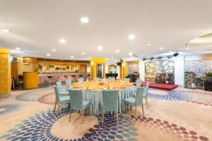 Restoran või mõni muu söögikoht majutusasutuses Hotel Riviera Macau
