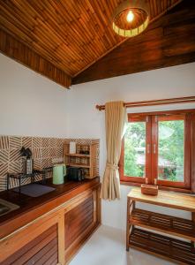 Kuchyň nebo kuchyňský kout v ubytování Amaya Boutique Resort