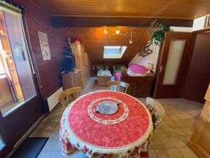 Fotografie z fotogalerie ubytování Appartement à Abondance, à deux pas du centre, avec parking - FR-1-692-109 v destinaci Abondance