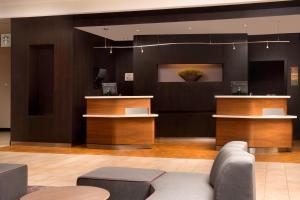 TV a/nebo společenská místnost v ubytování Courtyard by Marriott Lufkin