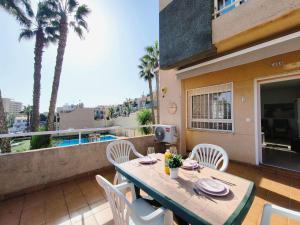 Gallery image of Bungalow with Stunning Sea Views, Just One Street from the Beach in Torrevieja