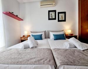 Posteľ alebo postele v izbe v ubytovaní Villa with pool for 10 people in Lo Marab, Ciudad Quesada, Rojales,