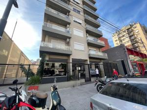 El edificio en el que está el departamento