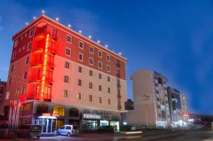 Afbeelding uit fotogalerij van Grand Gebze Hotel in Gebze