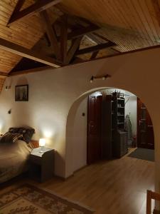 Posteľ alebo postele v izbe v ubytovaní Attila-Apartman Budaörs