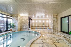 Hồ bơi trong/gần 福住旅館