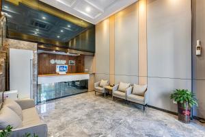 Posezení v ubytování Guangzhou Kaiyue Hotel Luoxi Subway Station Branch - Free Deliver Service to Canton Fair Complex During Canton Fair Period