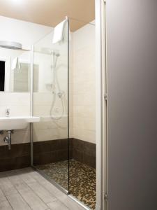A bathroom at Rimmel Motel