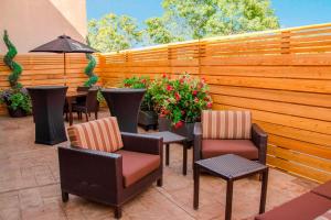 Balkón nebo terasa v ubytování Courtyard by Marriott Minneapolis West