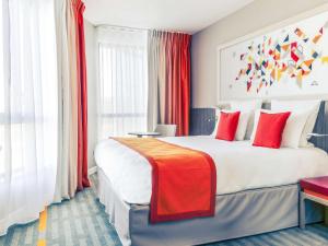 Katil atau katil-katil dalam bilik di Mercure Toulouse Sud