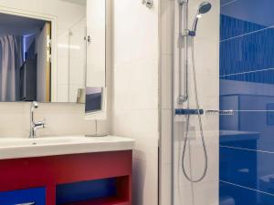 Bilik mandi di Mercure Toulouse Sud