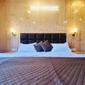 Voodi või voodid majutusasutuse Ekaant Stays - Manali toas